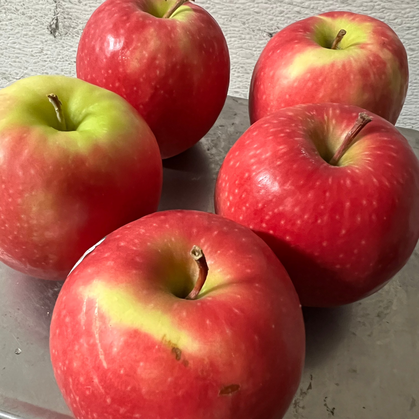 Apples, Pink Lady - Certified Organic - BC